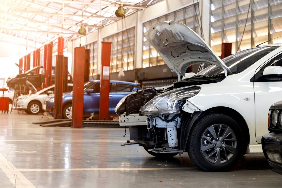 Smash Repairs Business – Established for decades, EBITDA >20%, Experienced Team - Brisbane South for sale.